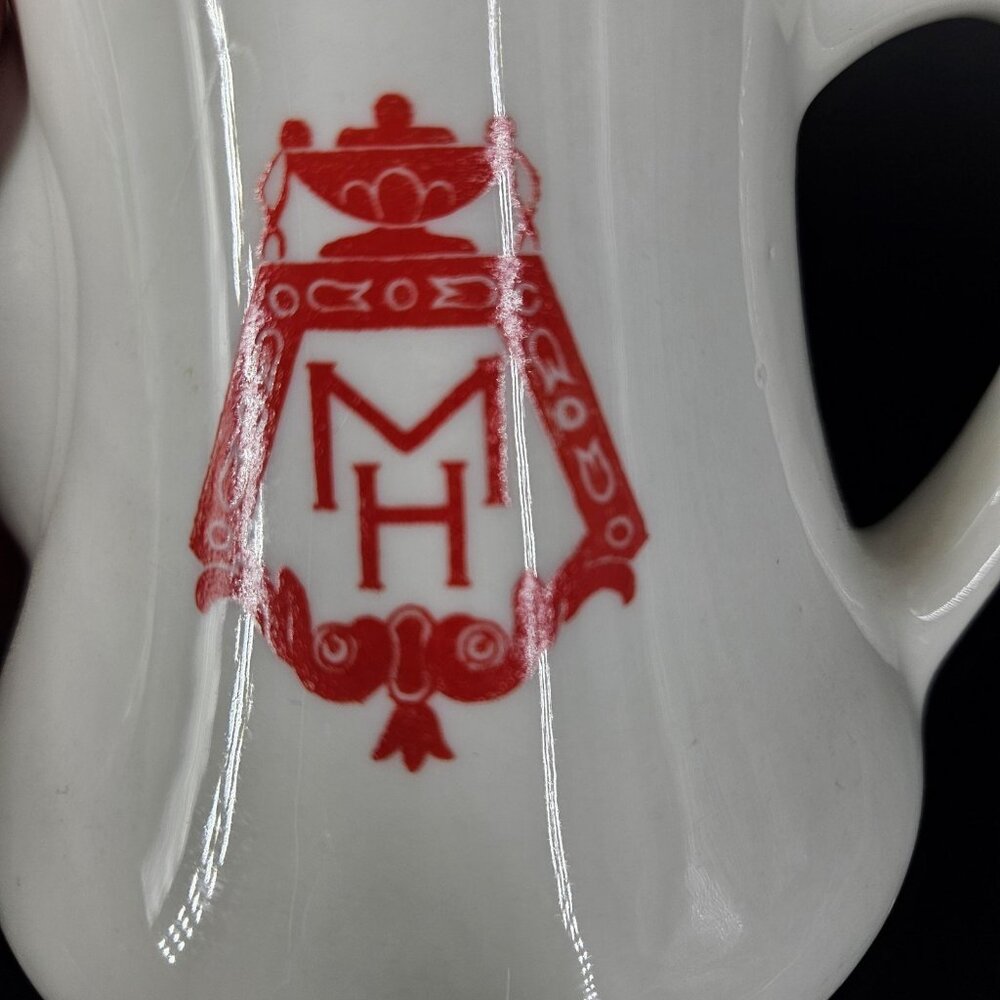 Vintage Scammell's Lamberton China White Teapot Pitcher White Red Hotelware - Picture 2 of 14
